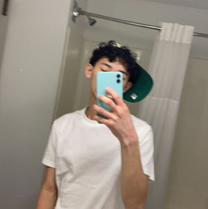 Meet your Posher, Sanjo